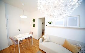 Apartment Fala - Self Check-In 0-24, Fast Wi Fi, City Center